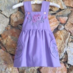 Handmade Vintage Lavender Embroidered Pinafore Apron Dress Size 2-3 Never Worn